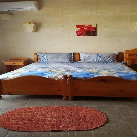 Ta' Karkar ベッド・アンド・ブレックファスト Xagħra