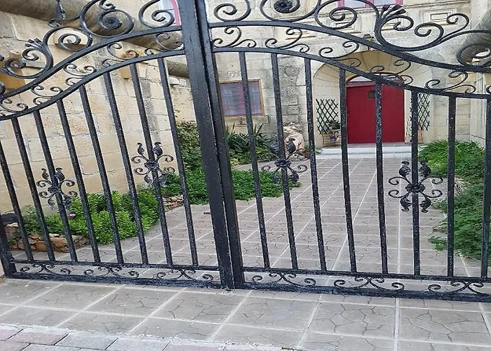 Ta' Karkar Bed & Breakfast Xagħra