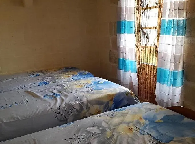 Bed & Breakfast Ta' Karkar 4*