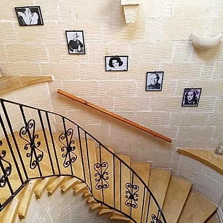 Ta' Karkar 4* Шаара
