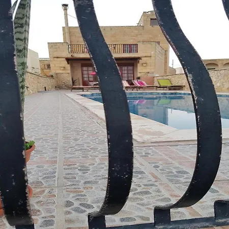 Ta' Karkar Bed & Breakfast Xagħra