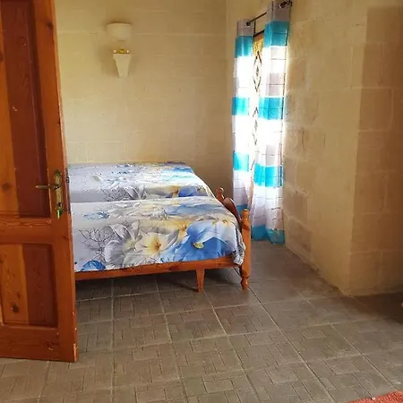 Ta' Karkar 4* Шаара