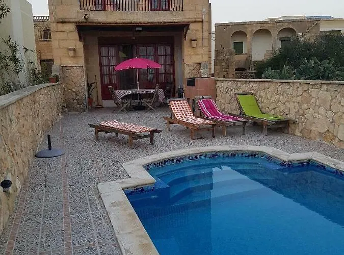 Ta' Karkar فندق مبيت وإفطار Xagħra